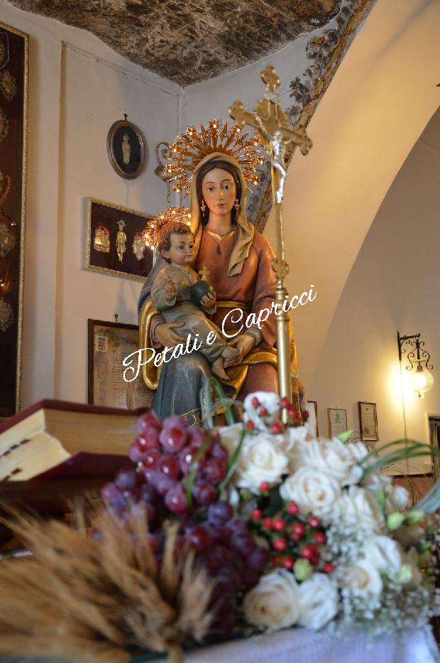 Visualizza: Madonna della Rocca...Bacche Rosse (12 Foto)